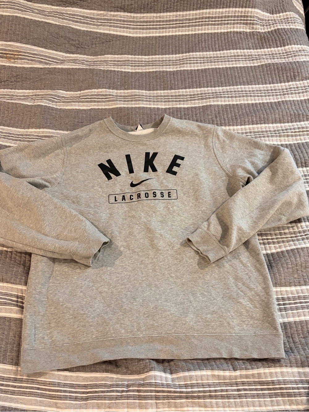 Nike Grey men’s large Lacrosse Crewneck Sweatshirt with Black Logo